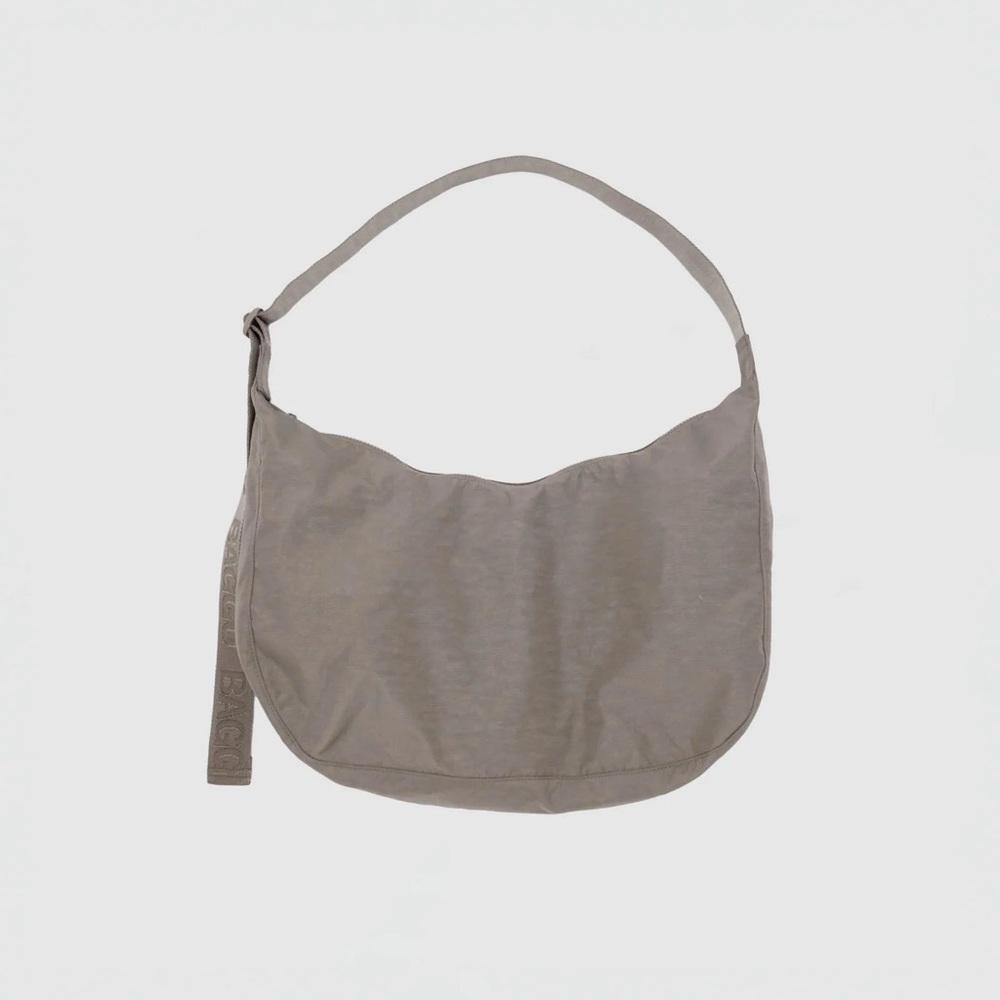 BAGGU Dove Large Crescent